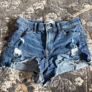 Abercrombie & Fitch  Kids size 15/16Distressed Denim Cutoff Shorts - Medium Blue